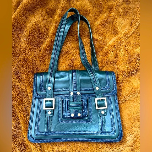 Tory Burch Handbags - Vintage Tory Burch Flap Purse